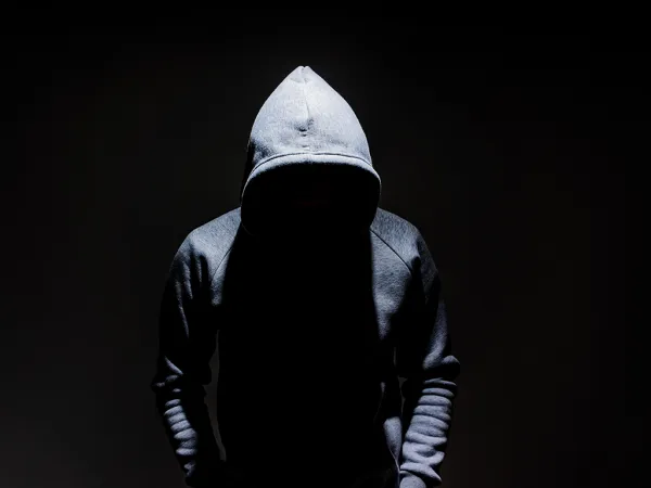 title_stalker